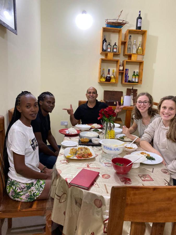Pearl Lulu Modern Bnb Homestay Dar es Salaam Ngoại thất bức ảnh